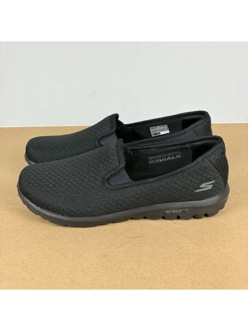 Skechers Go Walk Lite Sweet Gal Slip On Sneakers Womens 9 Wide Black Goga Mat